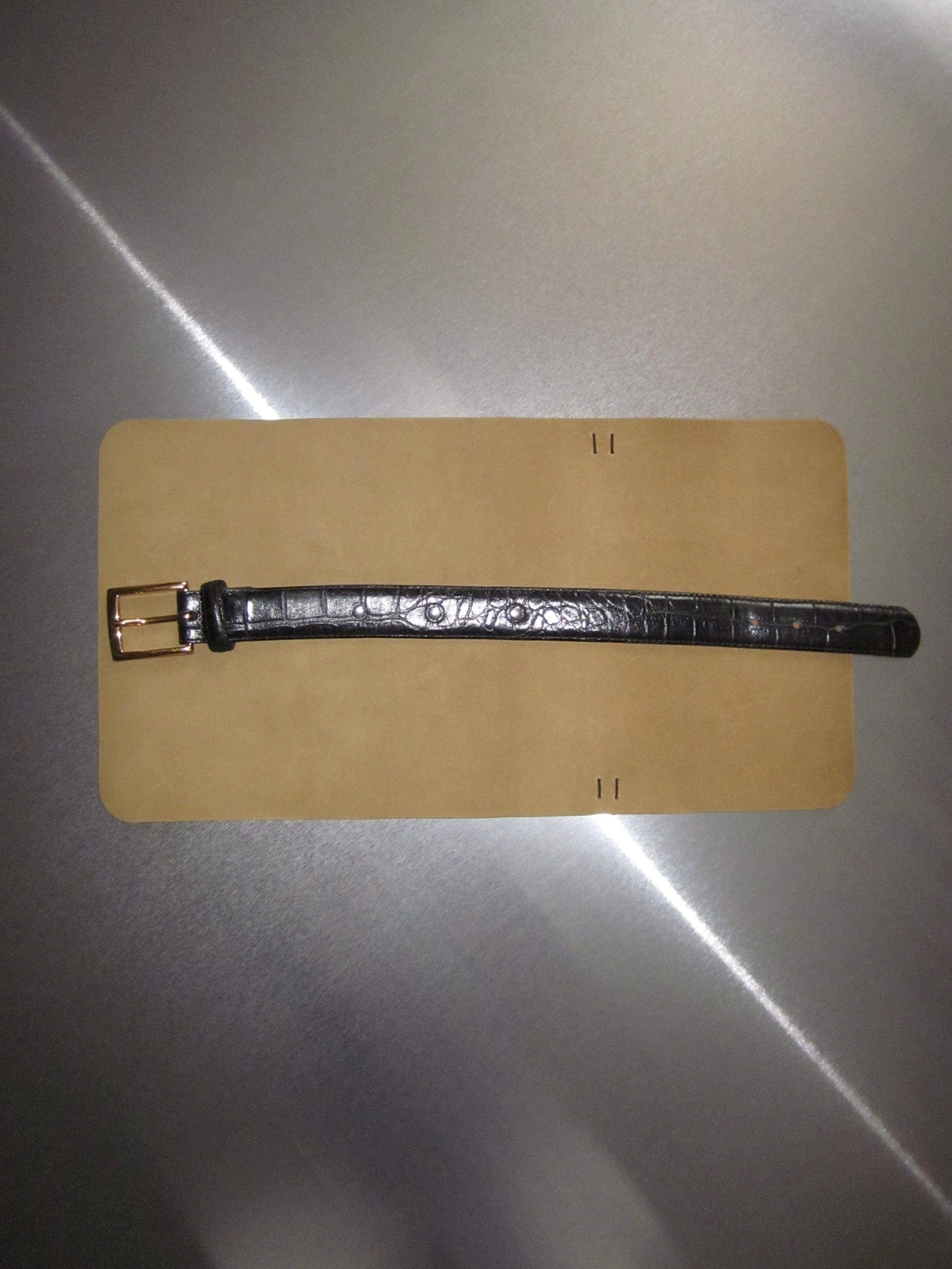 Belted No. 06 — Noir Gold