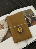 A5 Biscuit/ Vintage Charms